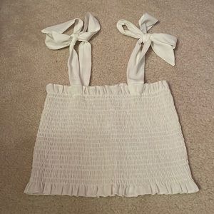 Shoulder bow tank top